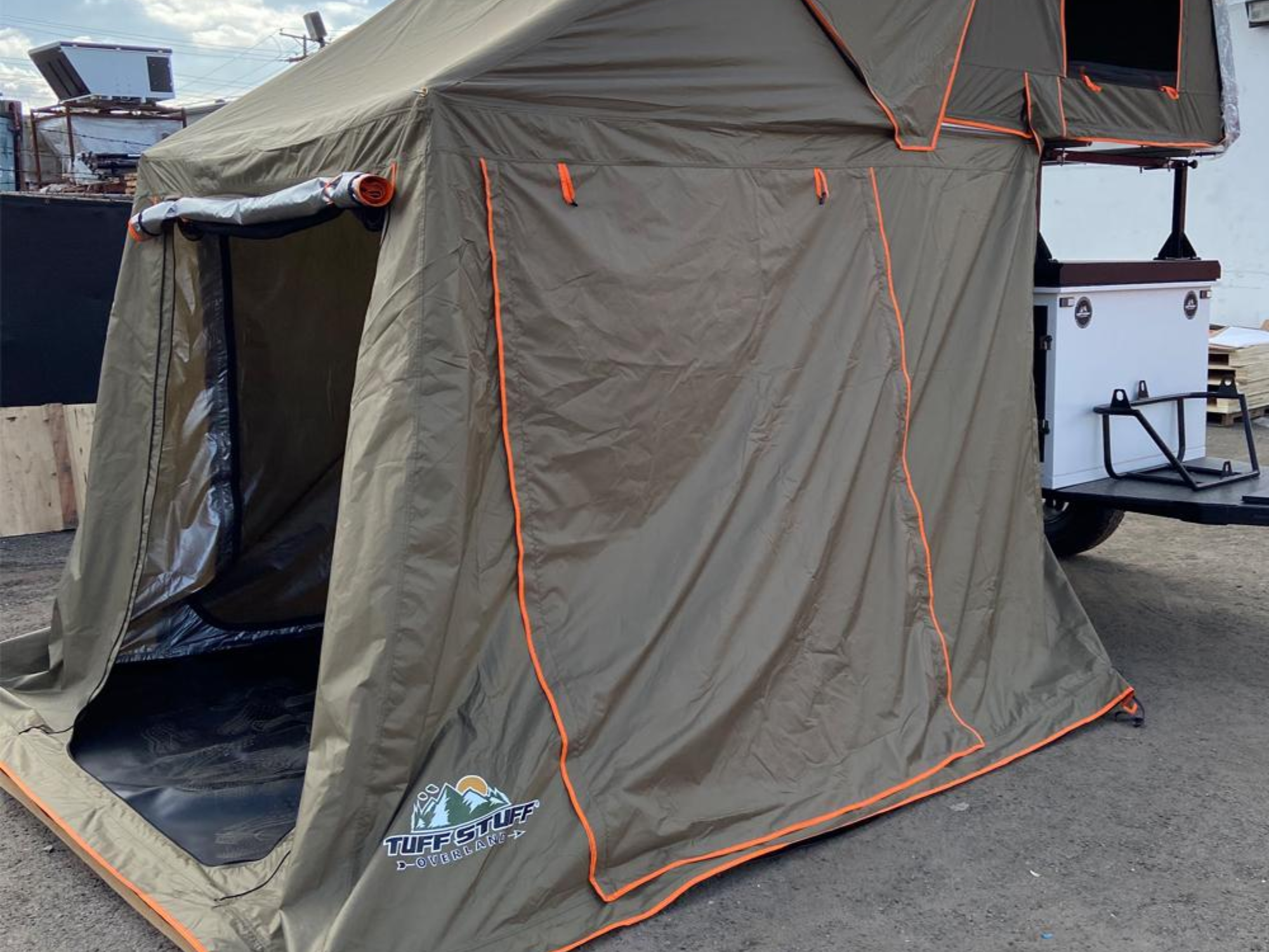 Clam clearance shell tents