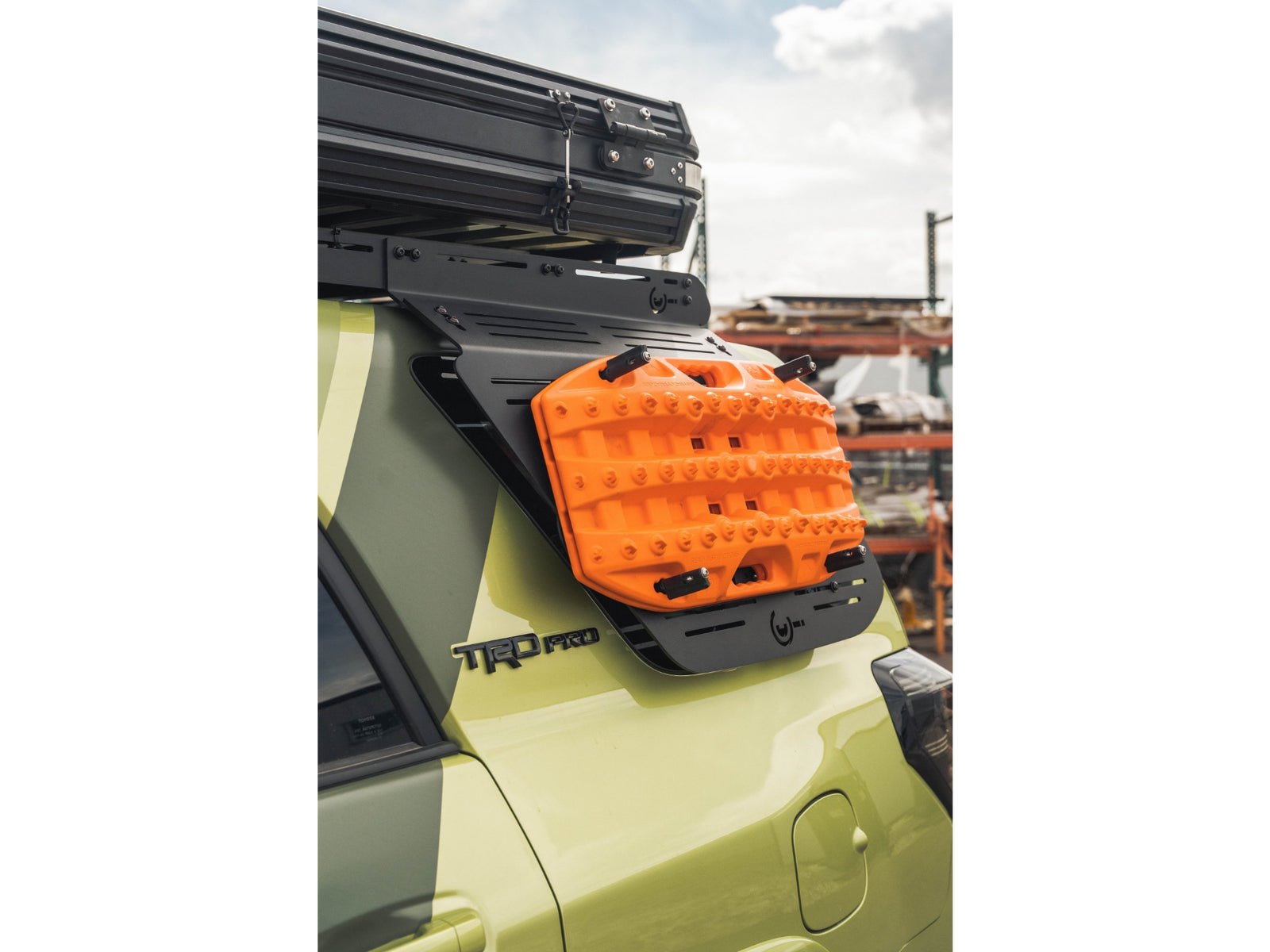 Prinsu 5th Gen 4Runner Rear Window Accessory Panel