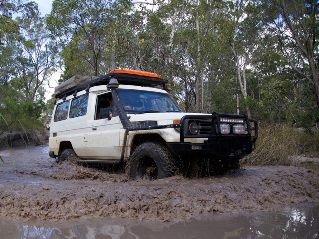 Front Runner Toyota Land Cruiser 78 Troopy Slimline II Roof Rack Kit