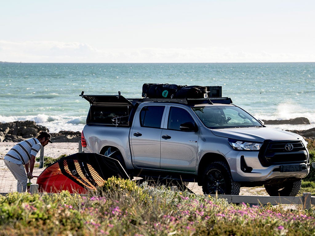 Front Runner Toyota Hilux DC (2015-2021) Slimsport Roof Rack Kit / Lightbar ready